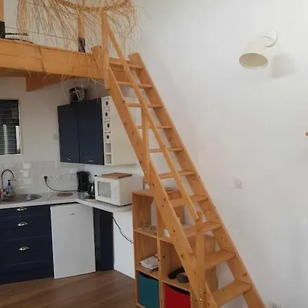 Notre Petite Maison