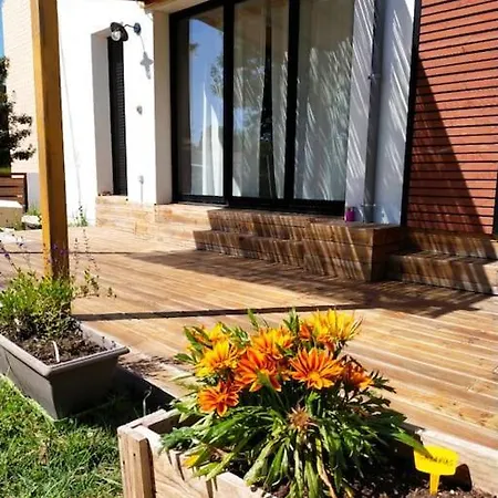 Notre Petite Maison *